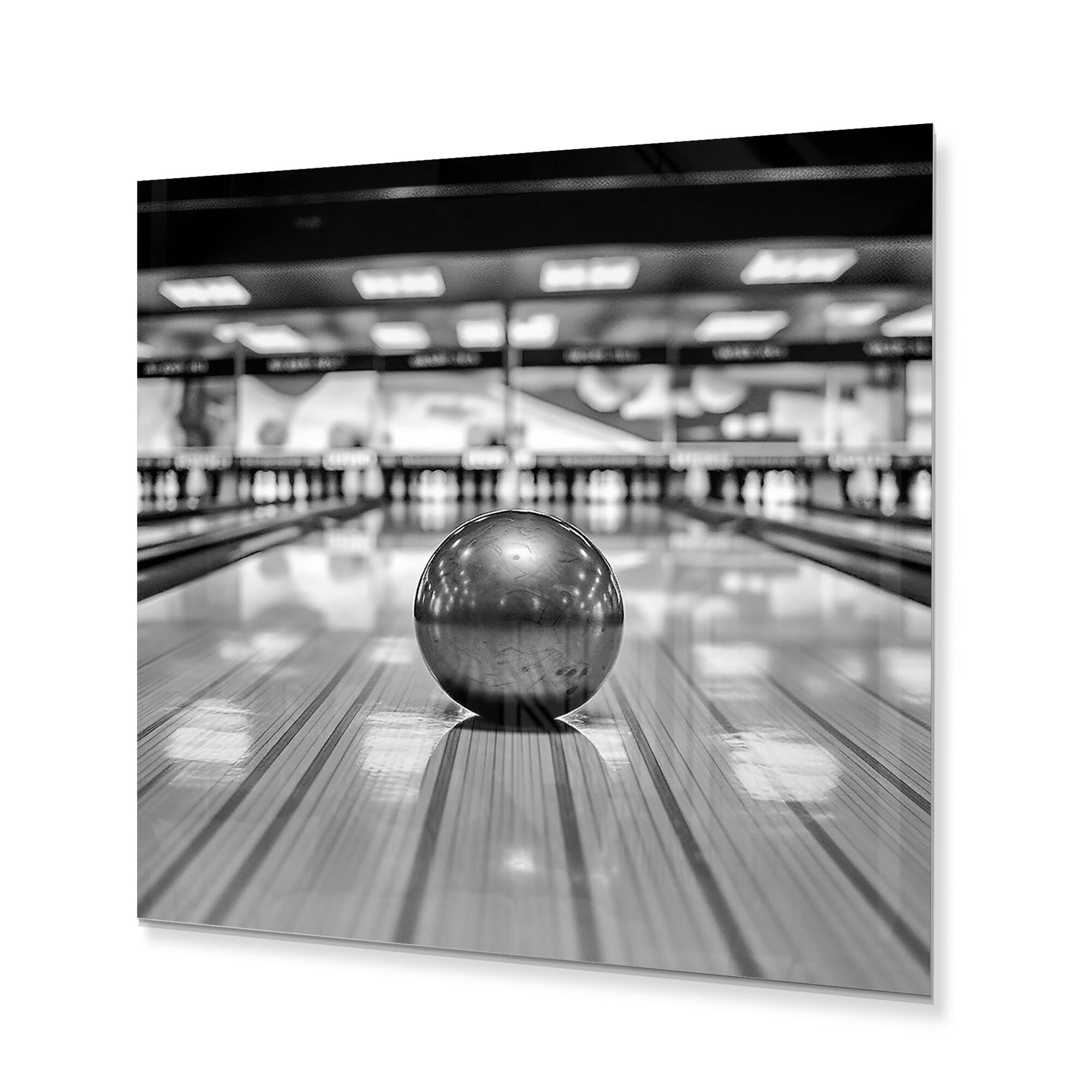 Designart "Black and White Bowling Photo" Sports Metal Wall Decor Bed
